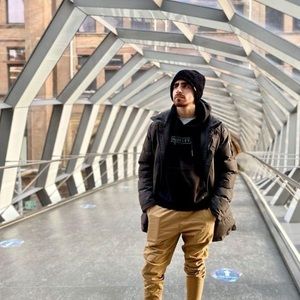 Meet your Posher, Eduardo